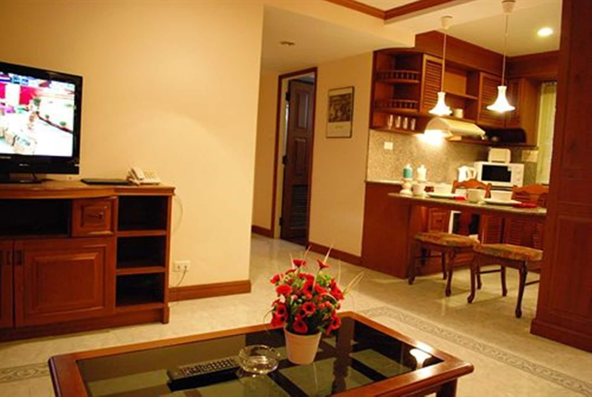 The Residence Garden Pattaya Esterno foto