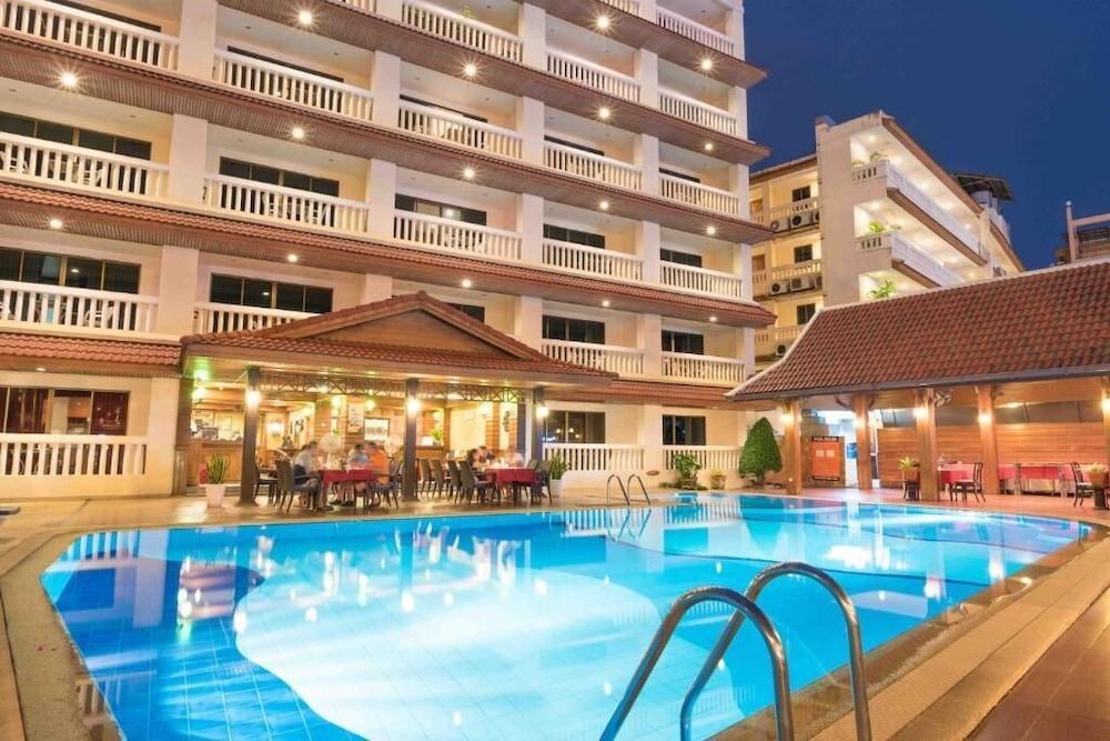 The Residence Garden Pattaya Esterno foto