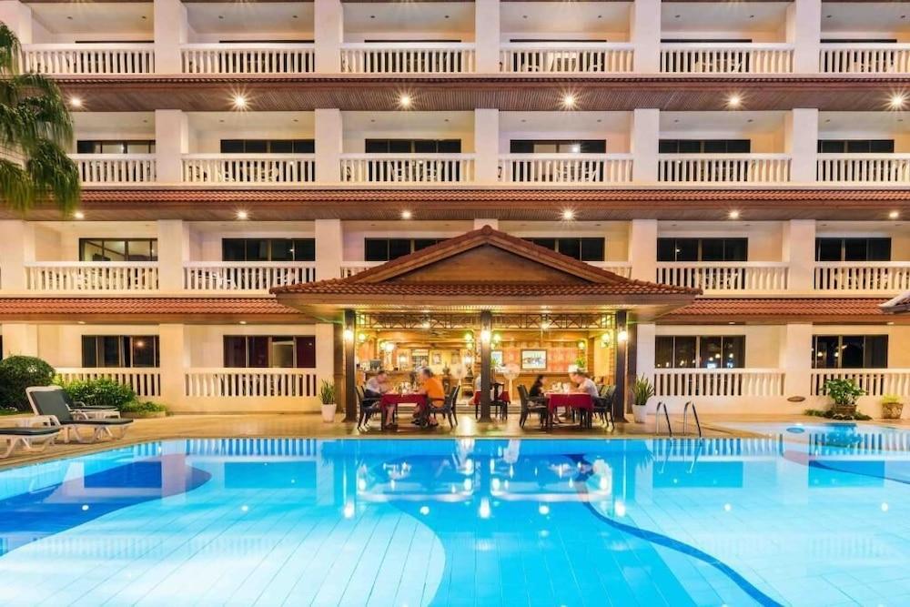 The Residence Garden Pattaya Esterno foto